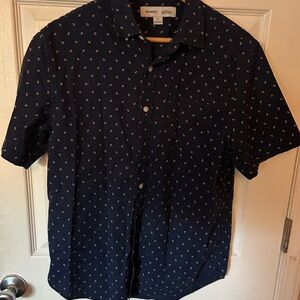 Old Navy Men's Dark Blue Patterned Button Down Shirt